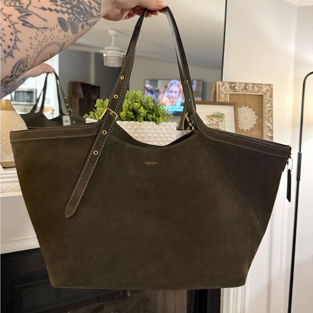 SOLD Coach NWT Olive Suede Gramercy Buckle Detail Oversized Slouchy Tote Bag